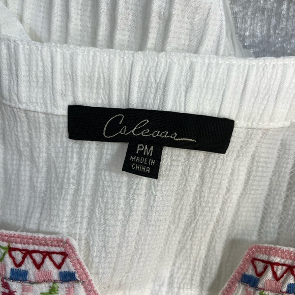 Caleesa Embroidered Crinkle Ruffle Sleeve Tunic/Shirt  Women's size PM - Picture 5 of 7
